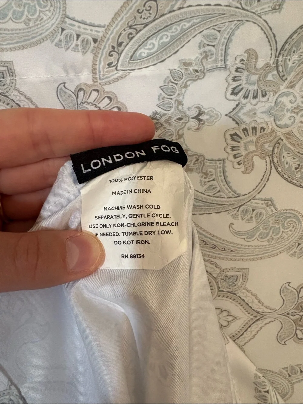 London Fog Paisley Print Full Sized Sheet Set with 4 Matching Pillow Cases